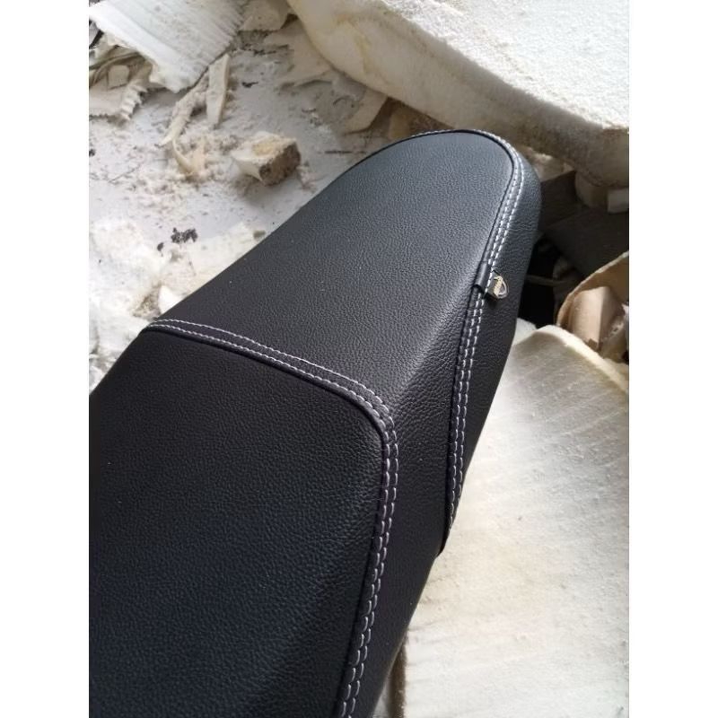 SARUNG JOK/Kulit Jok jahit tengah vario150 BEAT FI BAHAN KULIT JERUK+logo MPtech