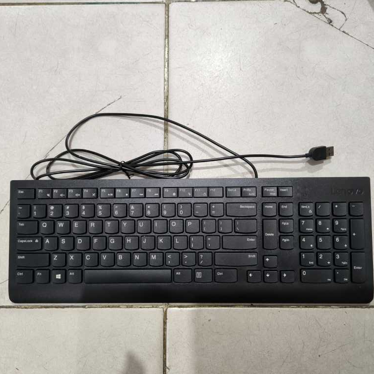 Keyboard PC colokan USB Lenovo