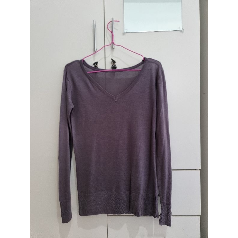 Sweater Preloved Wanita (Slim Fit Sweater)