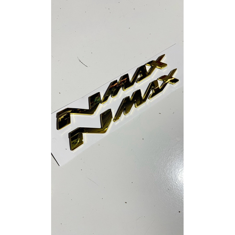 Emblem nmax  tebal sperti orinya gold