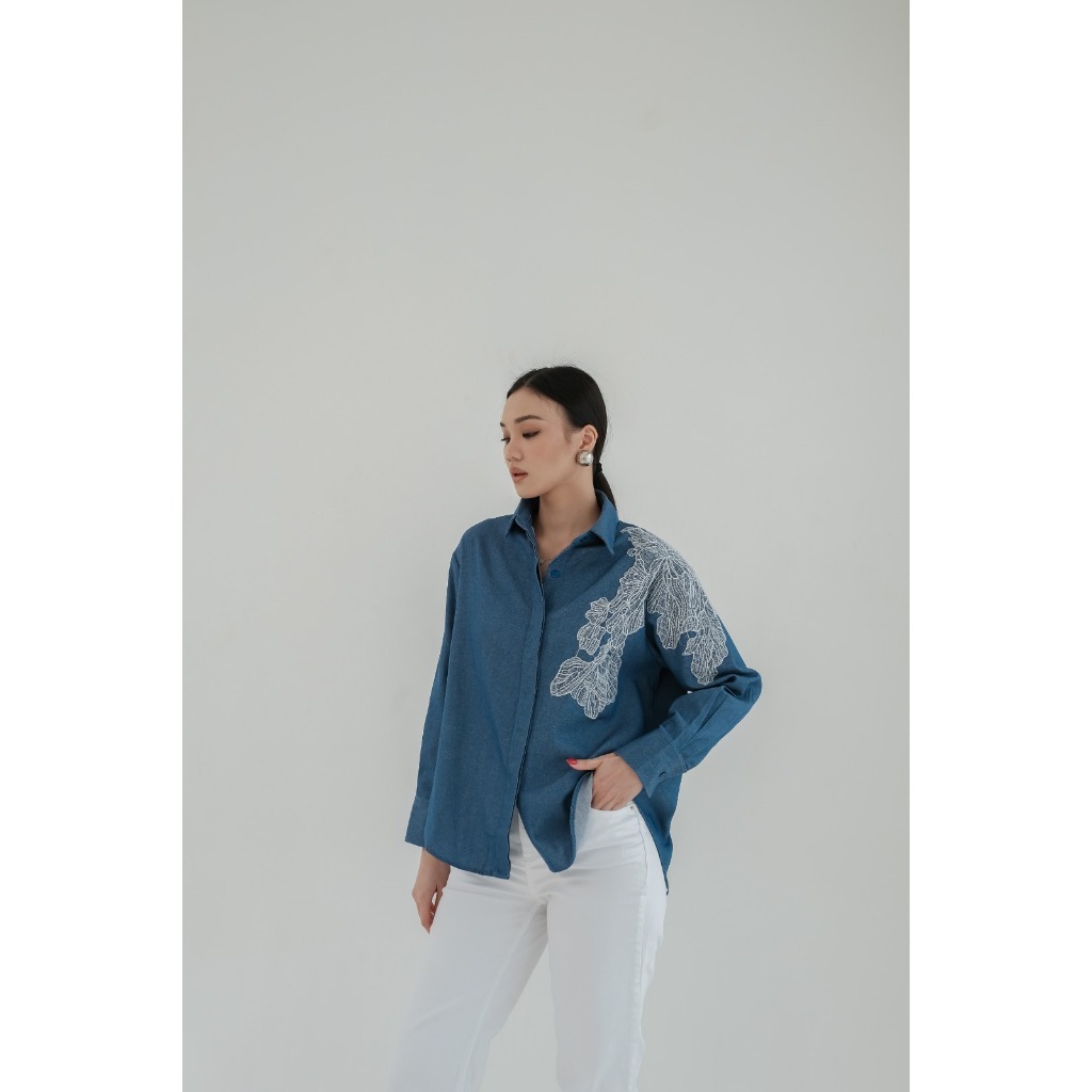 Seminggu.rtw - Aruna Lace Denim Shirt ( SAMPLE SALE )