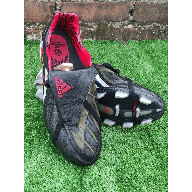 ADIDAS Sepatu Bola Predator Powerswerve TRX FG Rare