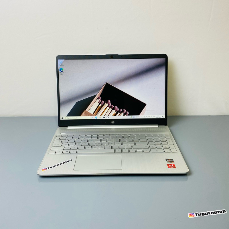 HP LAPTOP 15-ef0023dx TOUCHSCREEN • RYZEN 5-3500U • RAM 12GB • SSD 256GB