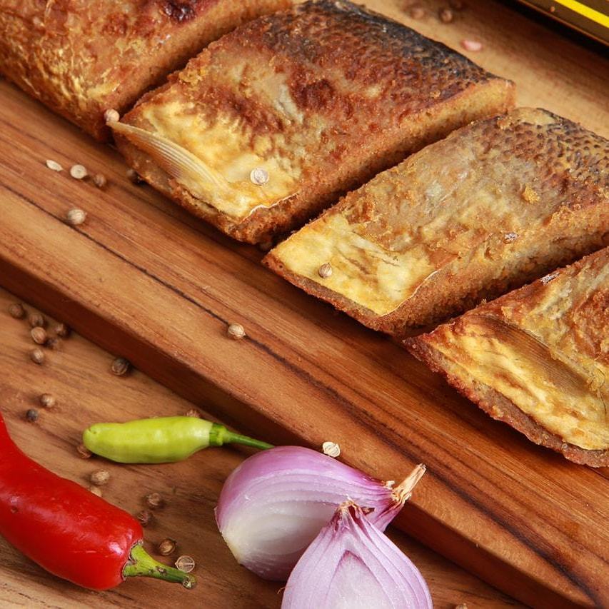 

Bandeng Isi / Otak-Otak Bandeng BundaJuminahFood (BJF)