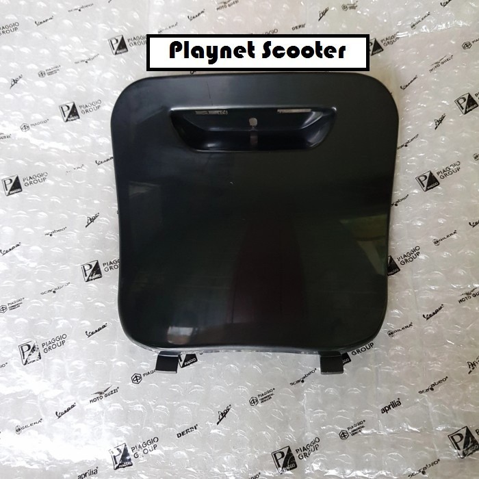 Cover Tutup Busi Vespa Lx / S