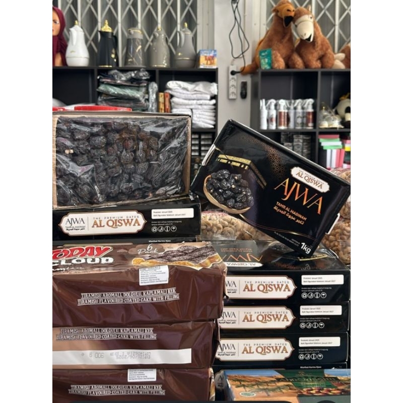

Kurma Ajwa Al Qiswa Kemasan 1 KG
