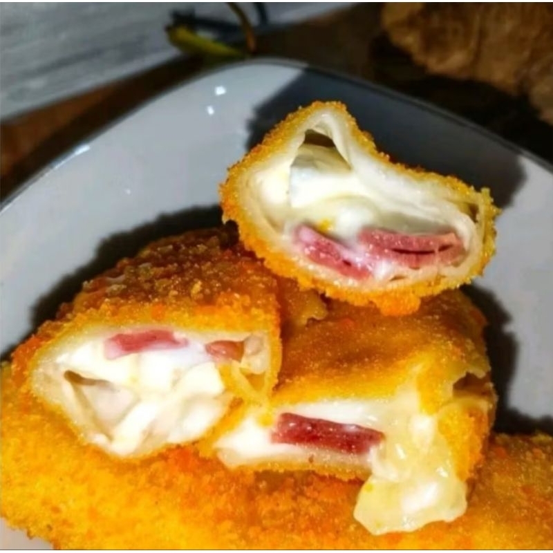 

RISOL MAYO HALAL ISI 10PCS