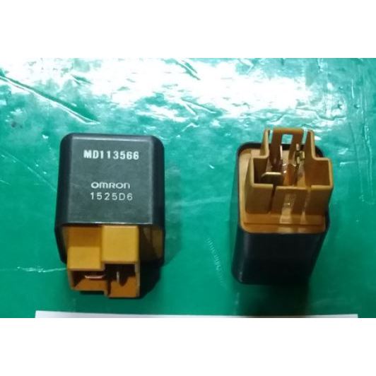 Relay Mitsubishi OMRON Kaki 3 MD113566