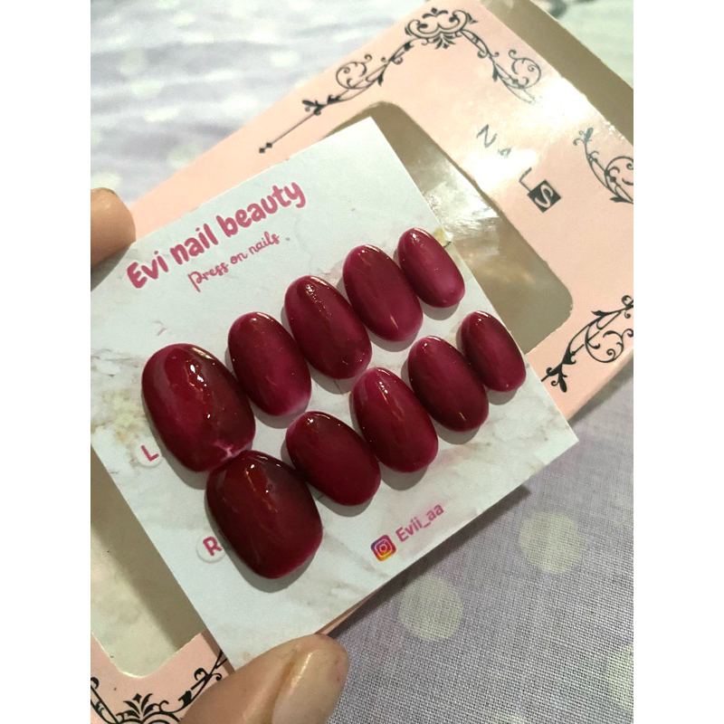 kuku palsu/press on nails maroon polos
