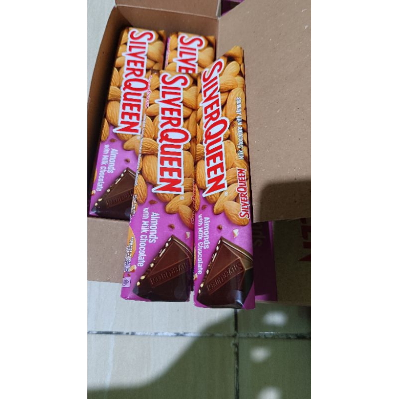 

Silverqueen Almond& cashew 58 gr