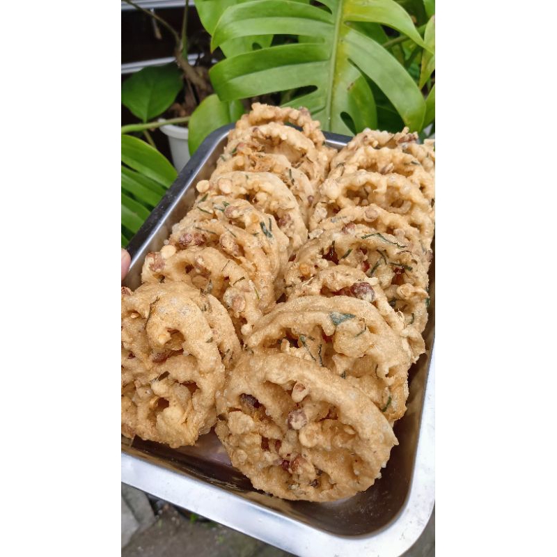 

Peyek Kembang Goyang