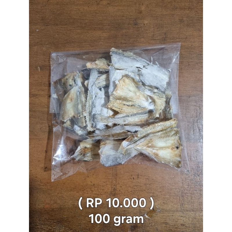 

ikan asin tipis gurih 100 gram