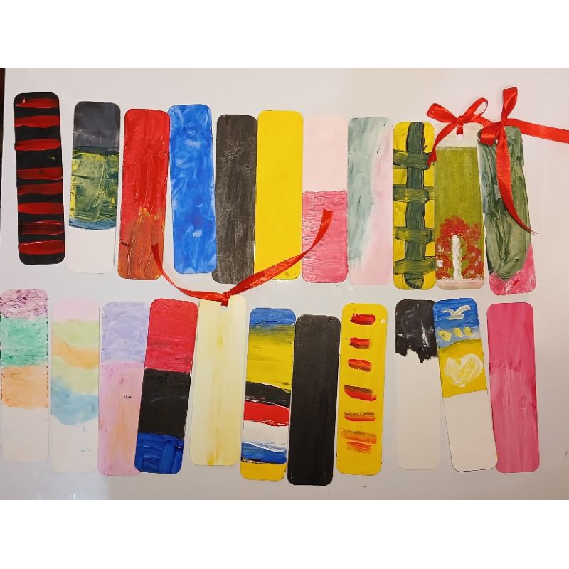 

Pembatas Buku Akrilik handmade by Aira