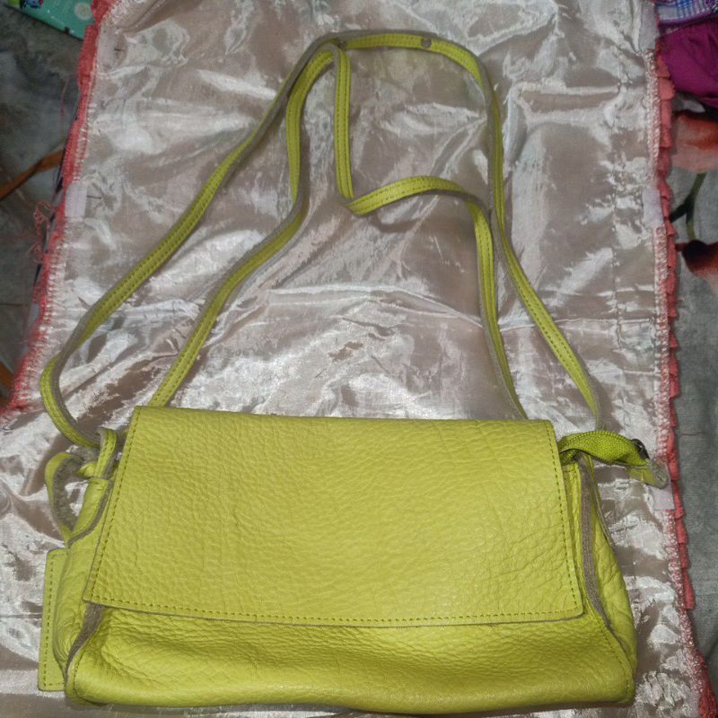 long shoulder wherever you go