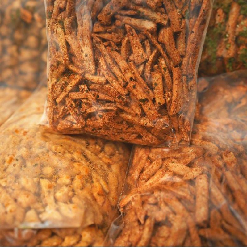 

Basreng kering pedas / baso goreng daun jeruk 1kg