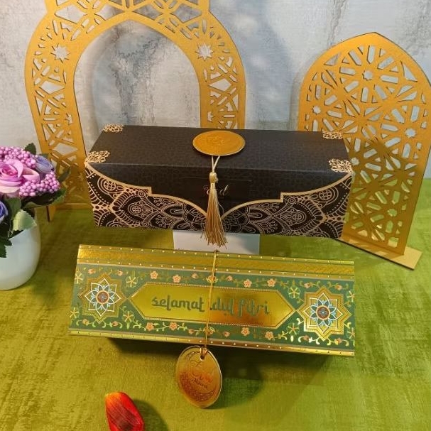 

Hamper Idul Fitri - FATEEN - Nastar Taiwan 12 Sachet