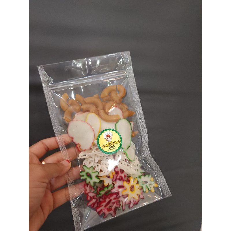 

Tambahan krupuk seblak