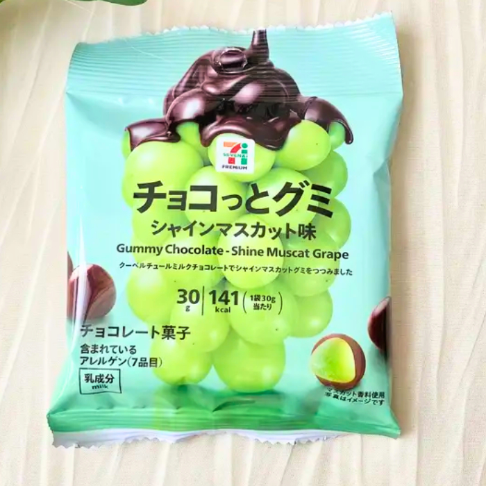 

[7-11] Chocotto Gummy Shine Muscat Flavor 30g