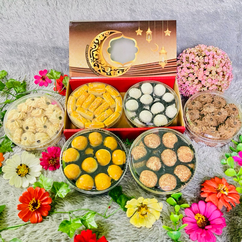 

[READY] Hampers Kuker Isi 2 Kue FREE BOX