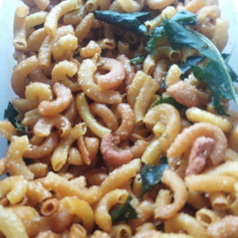 

Makaroni pipa Asin daun jeruk 100gram