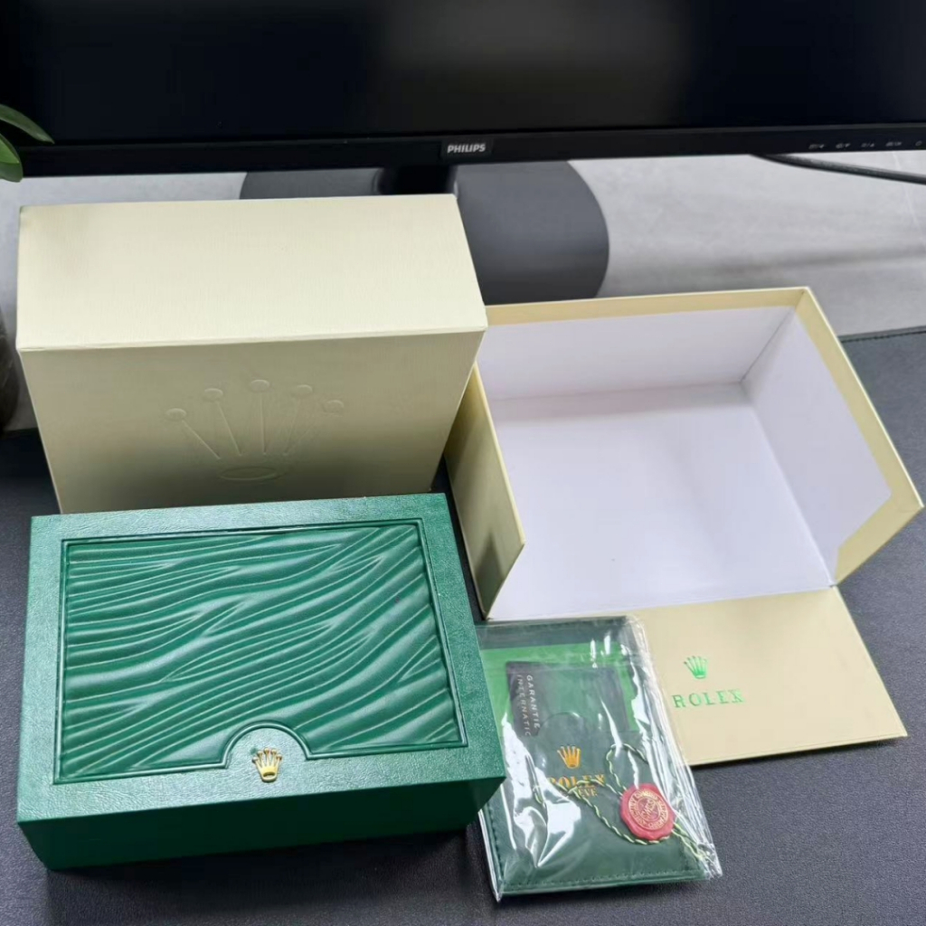Rolex Brand new Original Rolex watch storage green packaging box box + bag + warranty card + instruc