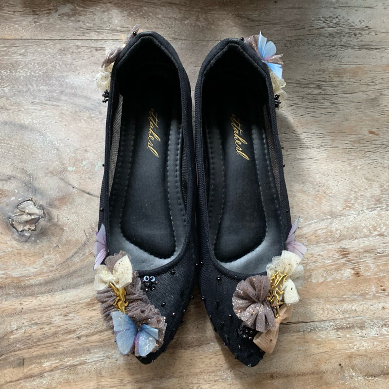 Preloved Ittaherl Katnis Night Maxi Pointy size 39