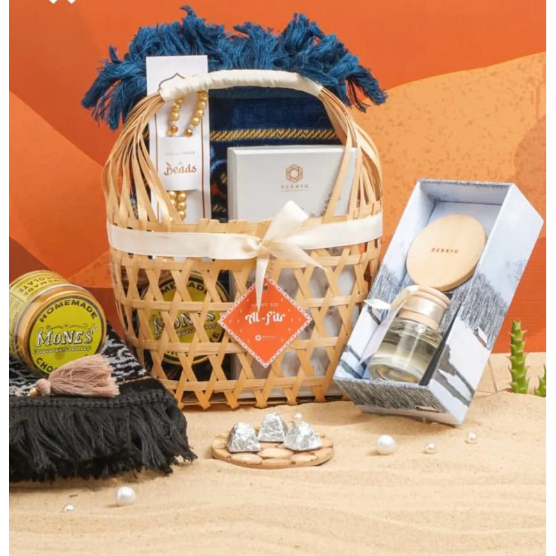 

Tas /keranjang Hampers bambu mini (p :15cm / t:20cm /l:5 cm)