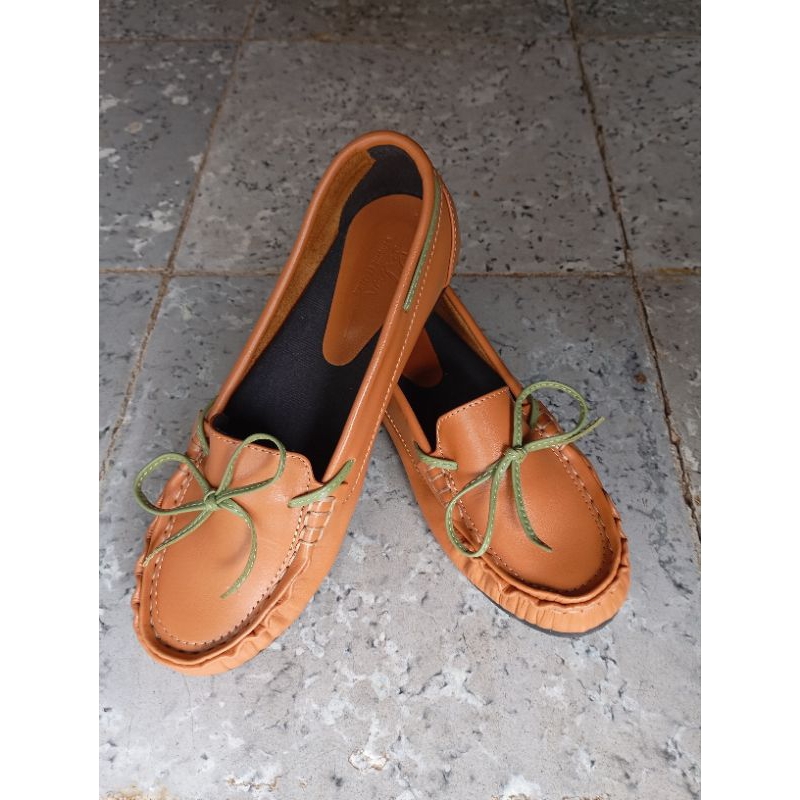 prelove sepatu merek serlium.. sepatu kulit asli