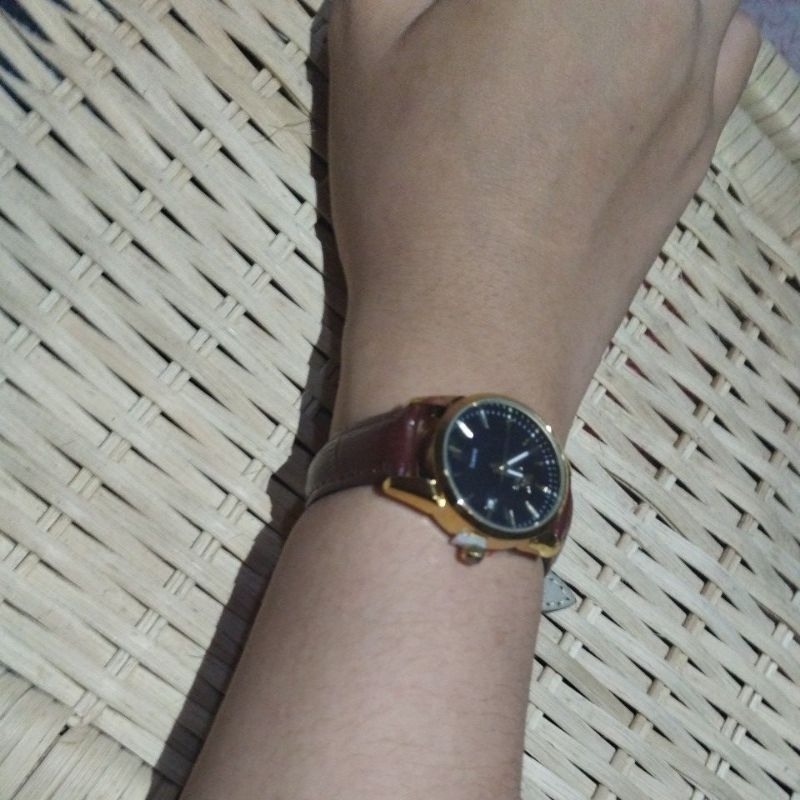 PRELOVED OLEVS Jam tangan Wanita Anti Air Original