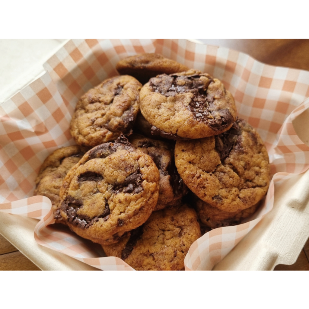 

Mini Offering - Mini Original Dark Chocolate Chip Cookies - Treatie Cookies - Mini soft cookies