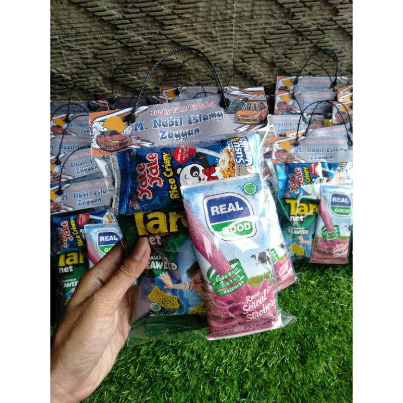 

Bingkisan ulang tahun anak / snack ulang tahun anak