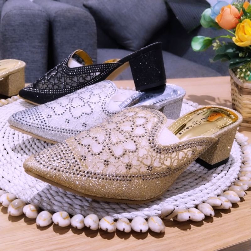sendal heels mewah pesta