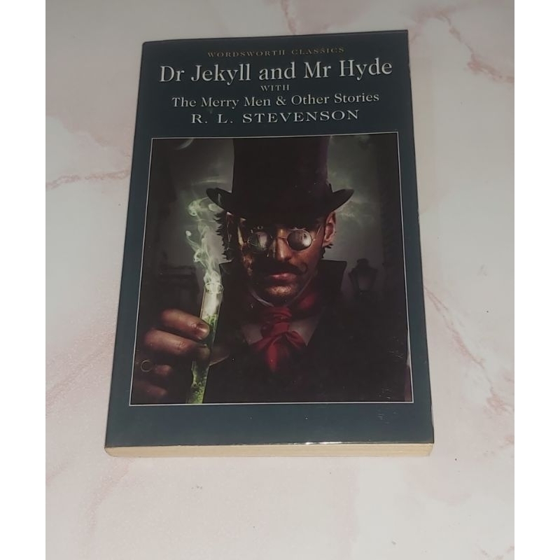 buku Dr Jekyll and with Mr Hyde