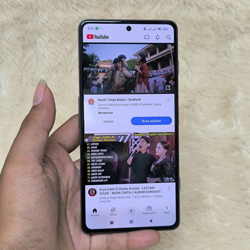 POCO F4 GT 12 + 256 GB LPDDR5 + UFS 3.1 Warna Cyber Yellow