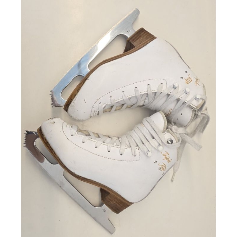 Sepatu Ice Skating Baud 33