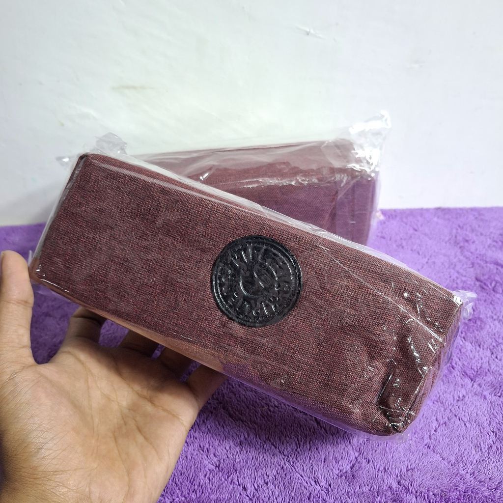 

Tempat Pensil / Tepak Resleting Kipling Besar