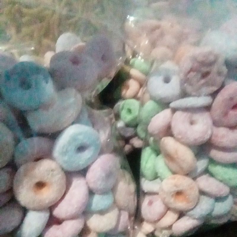 

Donat Getas Warna Warni