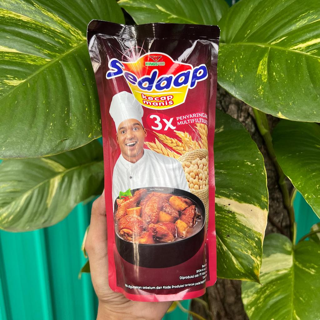 

Sedaap Kecap Manis Kemasan Pouch 1000 gr / 720ml | 1kg