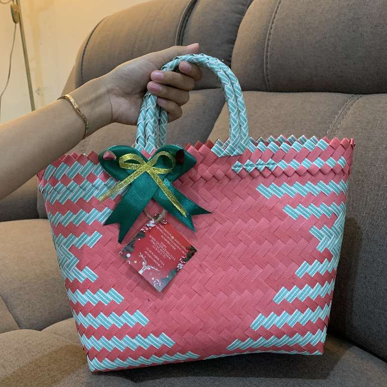 (Isi 100) Tas Hampers Anyaman Plastik Keranjang Anyam Pasar Hajatan Parcel Ukuran M
