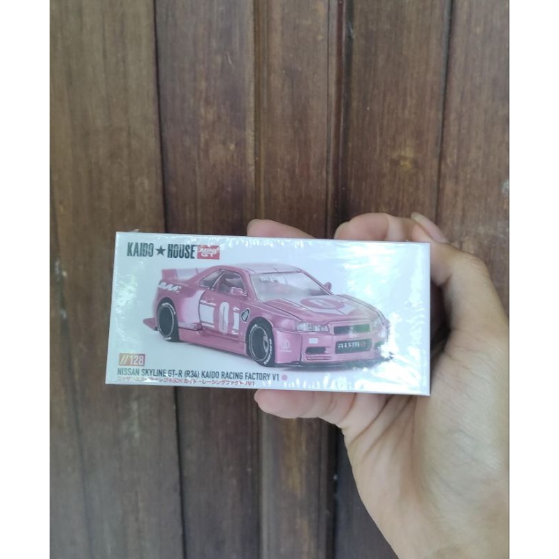 Kaido House Nissan Skyline R34 Pink