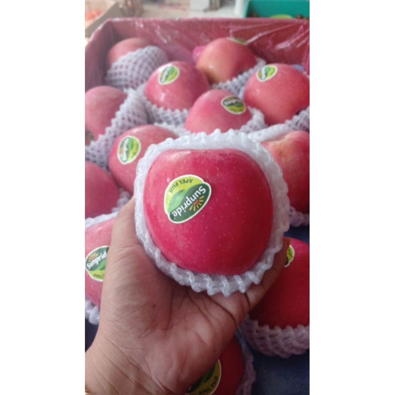 APEL FUJI BLUSH SUNPRIDE 1KG ISI 3-4 BUAH