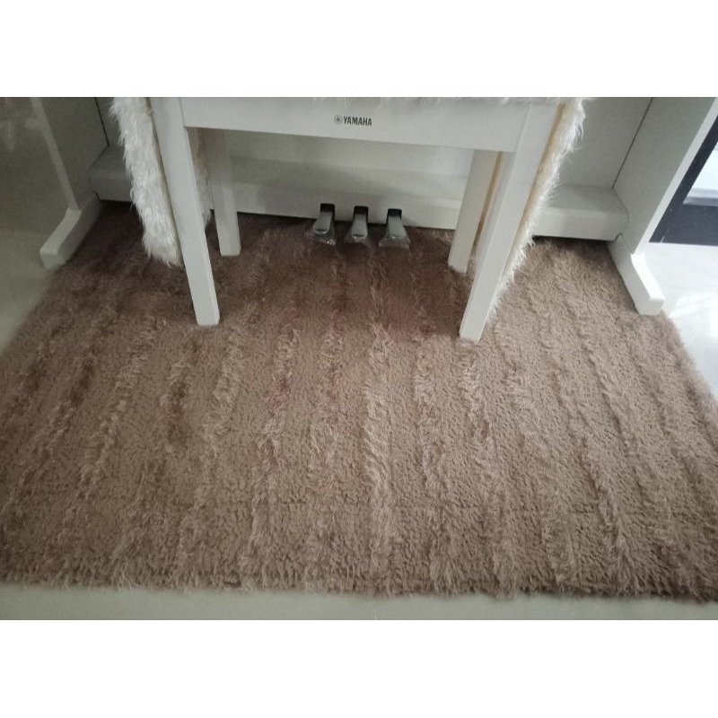 Karpet Bulu Bawah Meja/Kursi Piano