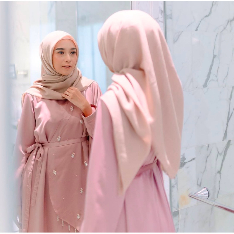 Preloved Vanilla Hijab Zalia Dress Rose- HARGA NETT