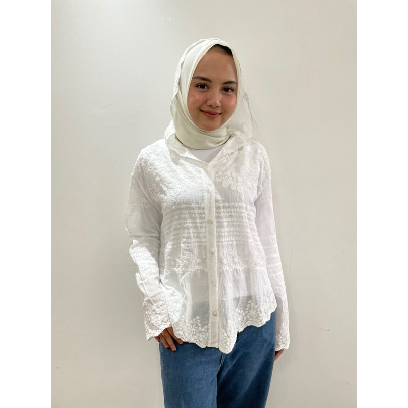 Nineties Studio - kemeja bordir hoodie / kemeja putih / kemeja hoodie / kemeja wanita / hoodie wanit