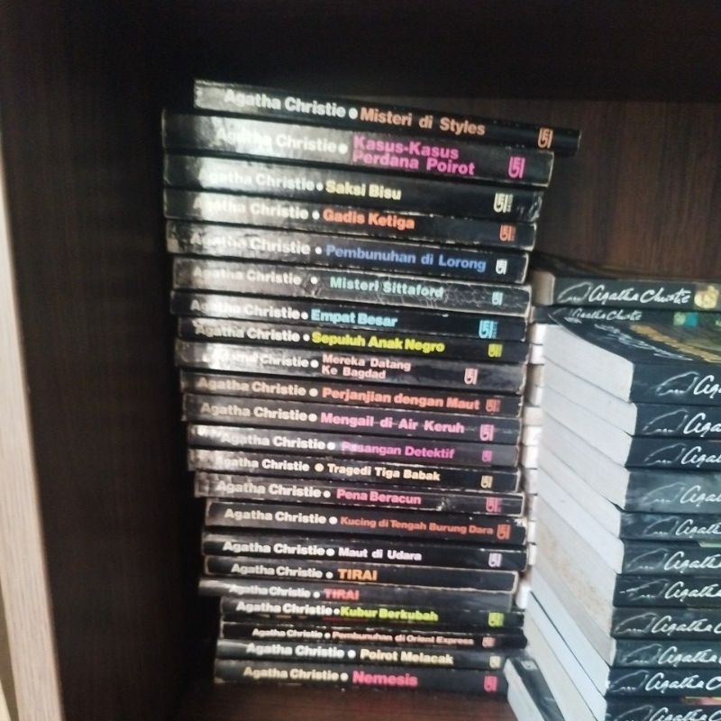 Agatha Christie SATUAN bahasa Indonesia bekas ori cover hitam