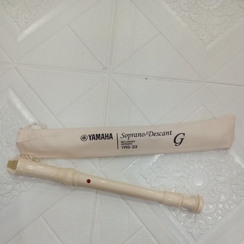 Seruling/recorder german yamaha yrs-23