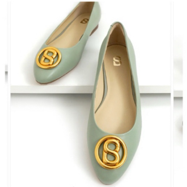 Buttonscarves Elan Shoes -Sage