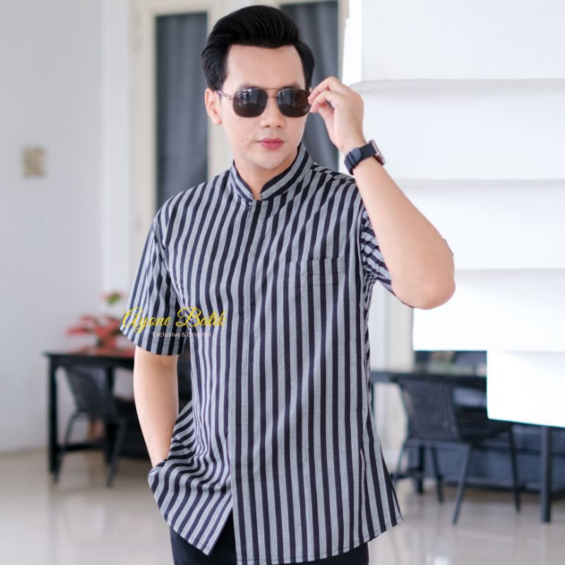 Baju Tradisional Pria Ekslusif Lengan Pendek Kemeja Lurik Pria Lengan Pendek Premium Bahan Tenun Ber