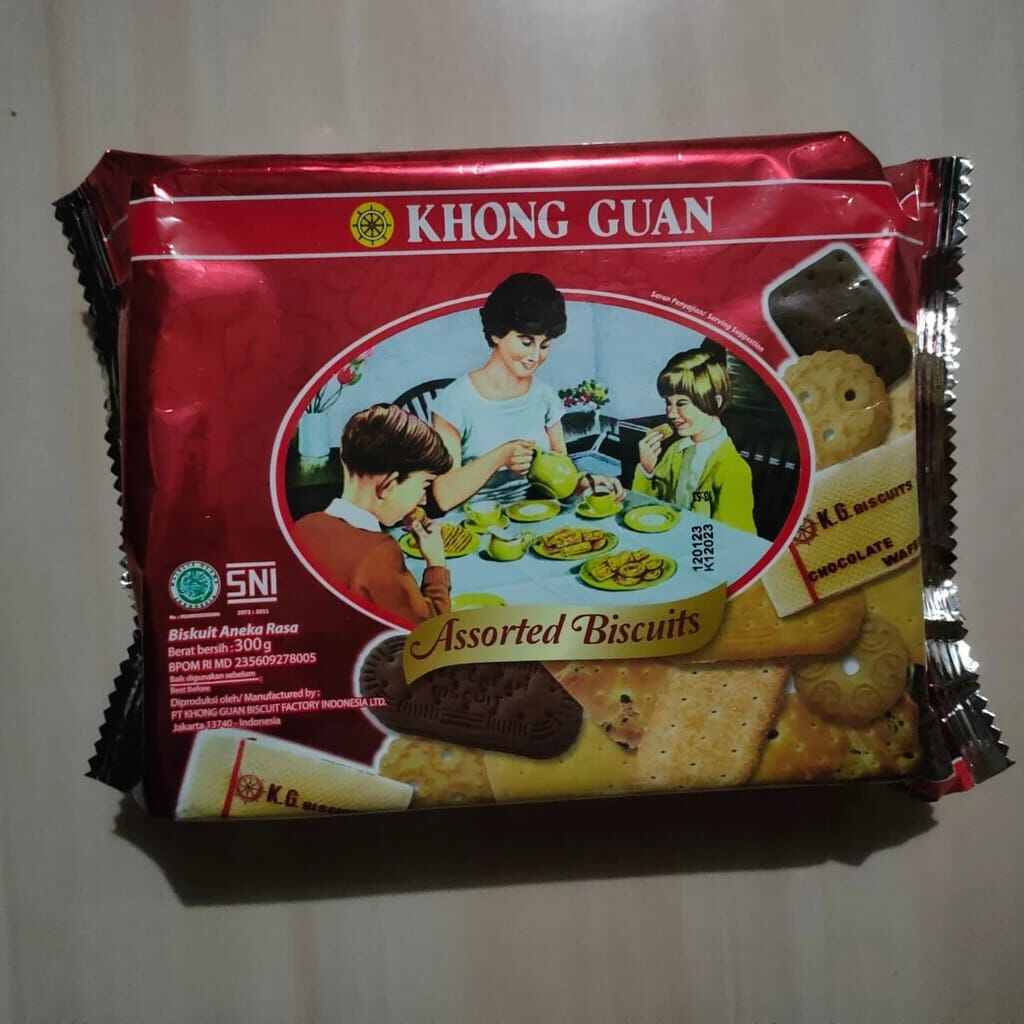 

Biskuit Khong Guan ASSORTED MERAH 300 gr (1 DUS isi 20 pcs)