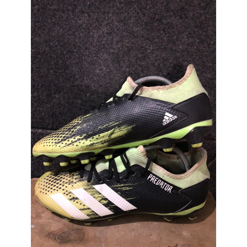 PRELOVED SEPATU SECOND (42.5)